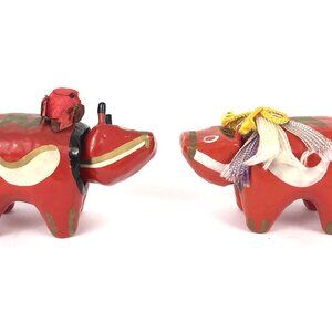 Japanese Red Cow Pair Vintage AKABEKO papier-mâché Lucky Charm Hand Made Folk